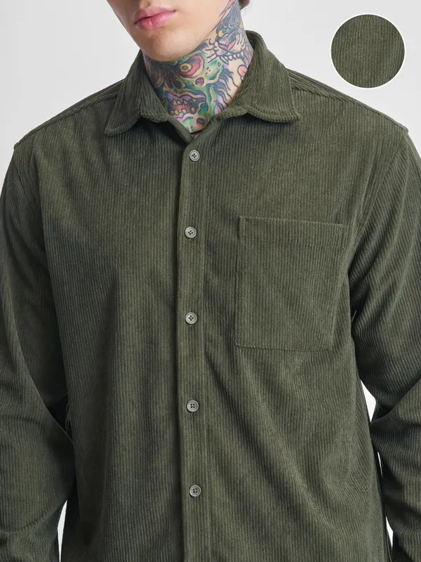 Highlander Men Olive Self Design Oversized Fit Casual Shirt