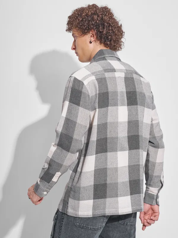 Highlander Men Grey Checked Oversized Fit Casual Shirt