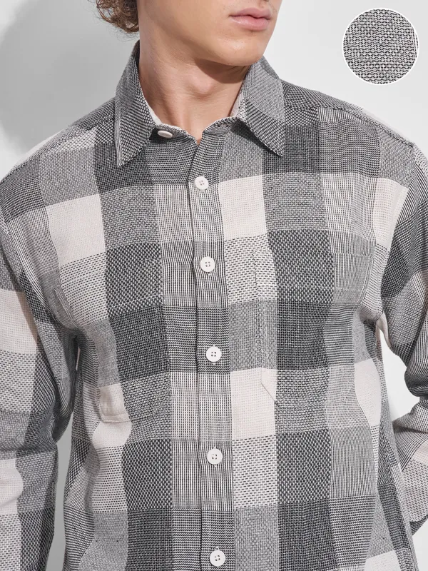 Highlander Men Grey Checked Oversized Fit Casual Shirt