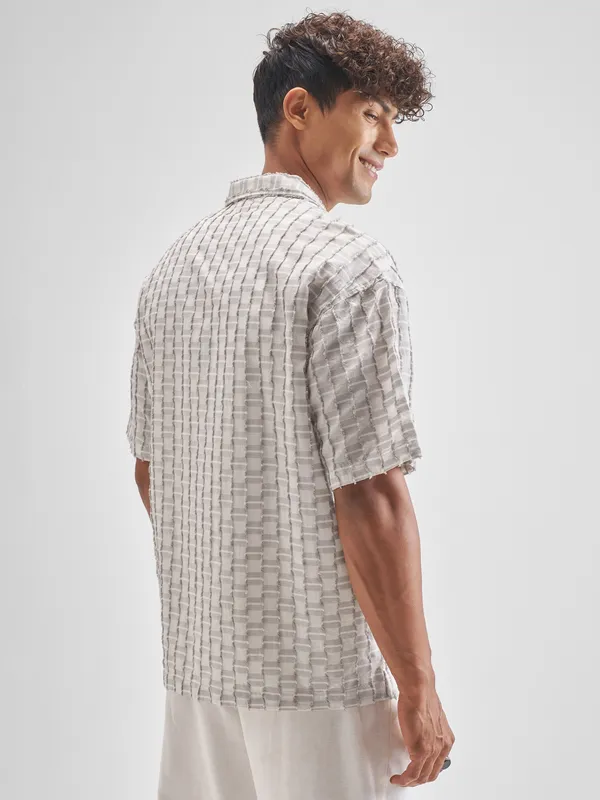 Highlander Men Grey Self Design Oversized Fit Casual Shirt