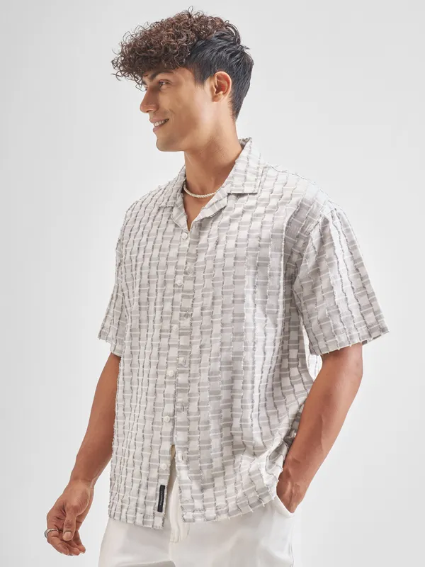 Highlander Men Grey Self Design Oversized Fit Casual Shirt