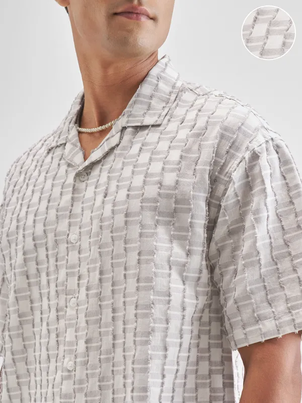 Highlander Men Grey Self Design Oversized Fit Casual Shirt