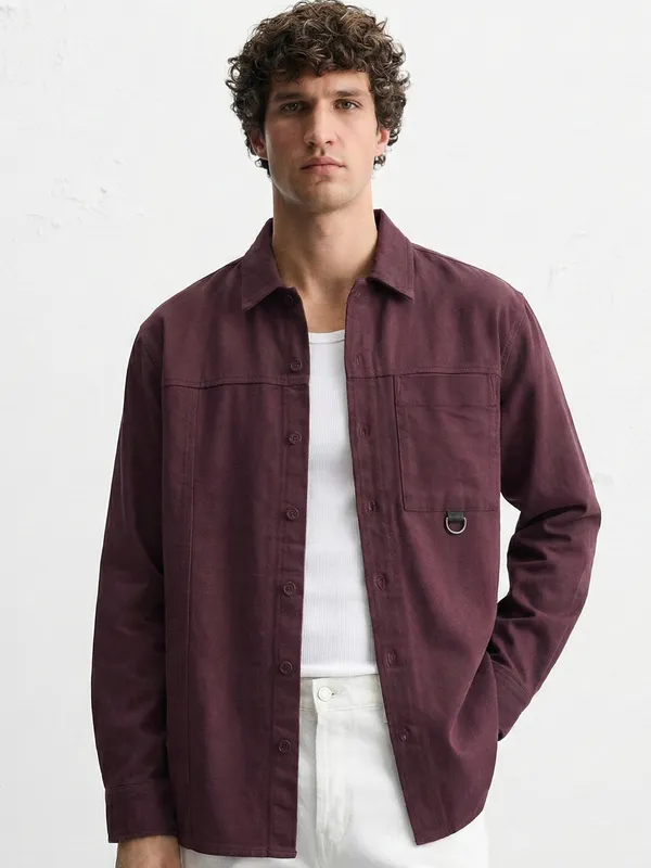 Highlander Men Burgundy Solid Oversized Fit Casual Shirt
