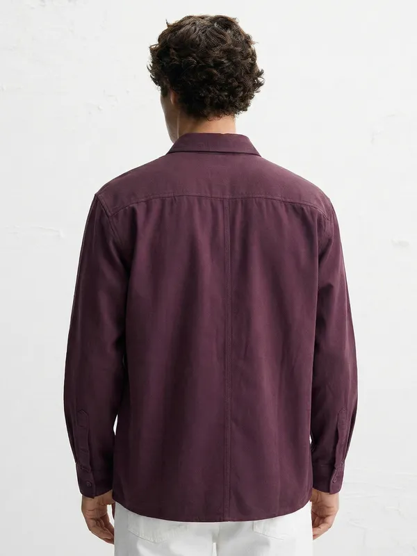 Highlander Men Burgundy Solid Oversized Fit Casual Shirt
