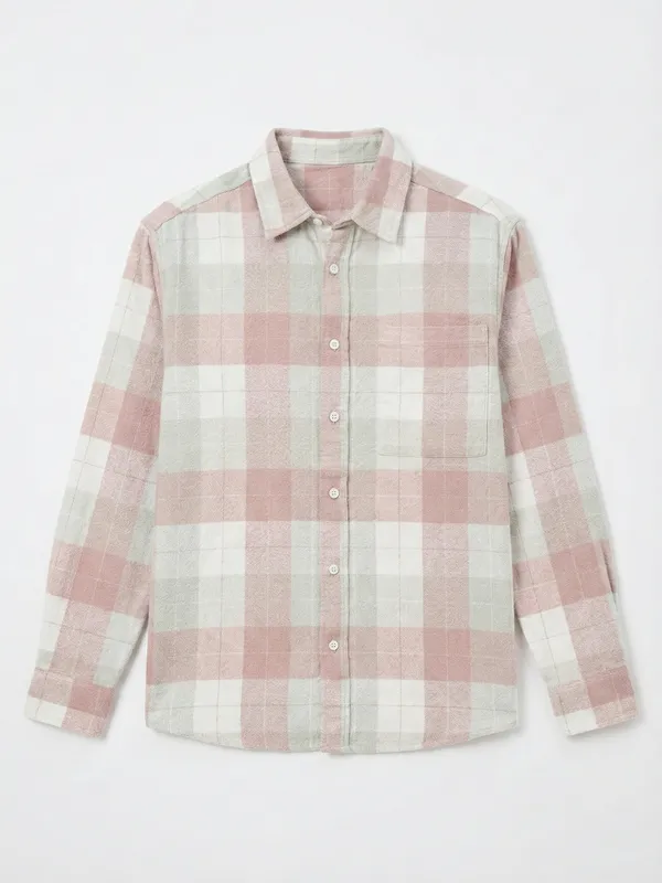 Highlander Men Pink Checked Relaxed Fit Casual Shirt