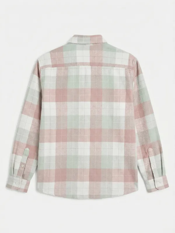 Highlander Men Pink Checked Relaxed Fit Casual Shirt