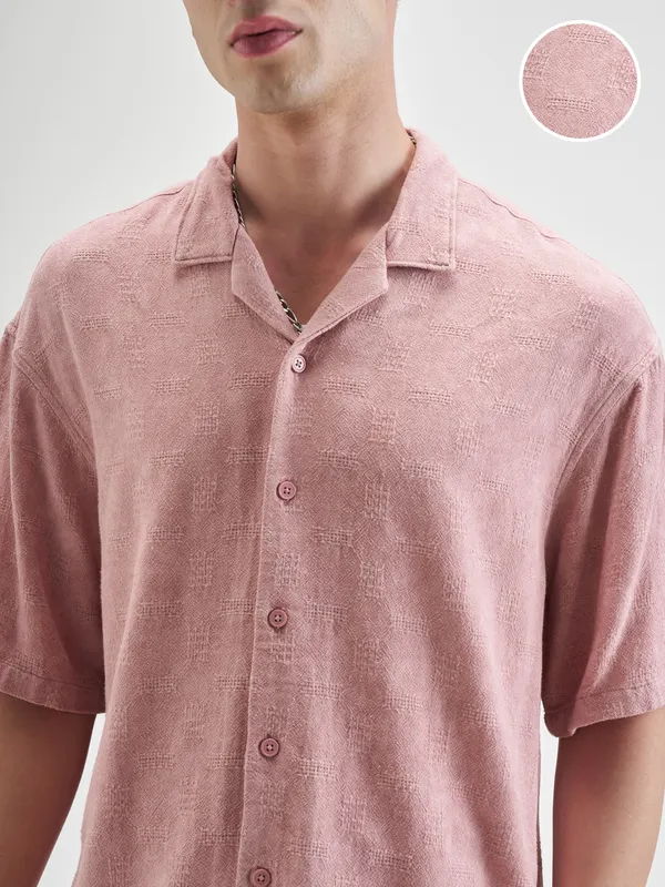 Highlander Men Pink Self Design Oversized Fit Casual Shirt