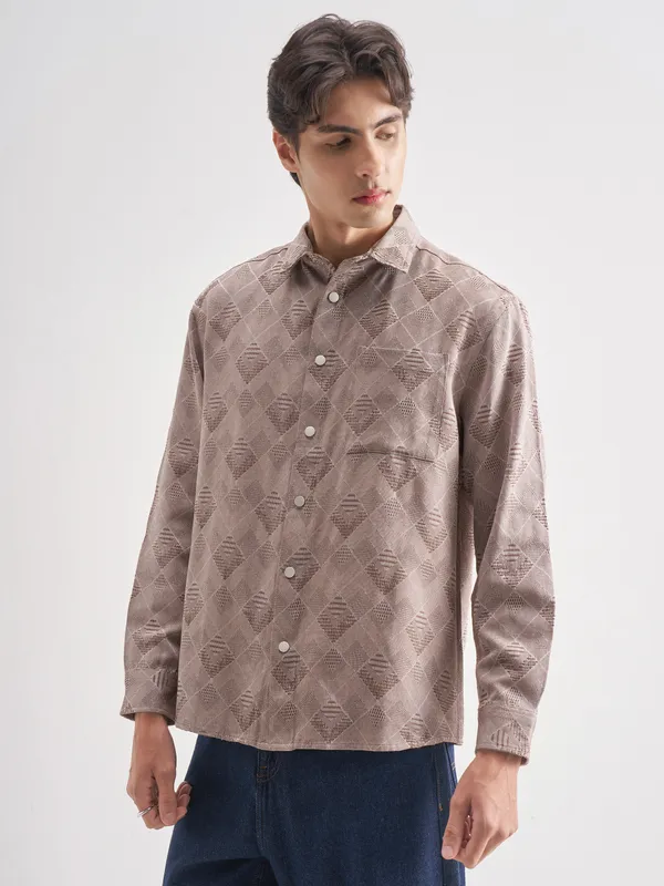 Highlander Men Mauve Self Design Relaxed Fit Casual Shirt