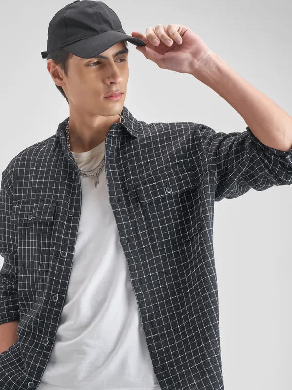 Highlander Men Black Checked Oversized Fit Casual shirt