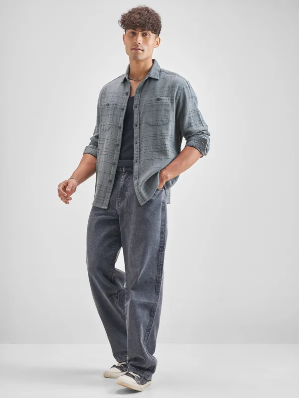 Highlander Men Blue Checked Relaxed Fit Casual Shirt