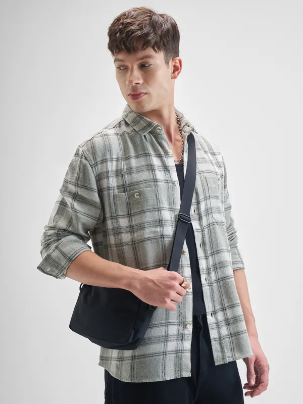 Highlander Men Green Checked Oversized Fit Casual Shirt