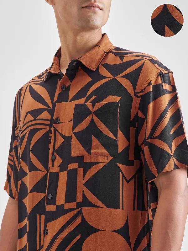 Highlander Men Rust Printed Oversized Fit Casual Shirt