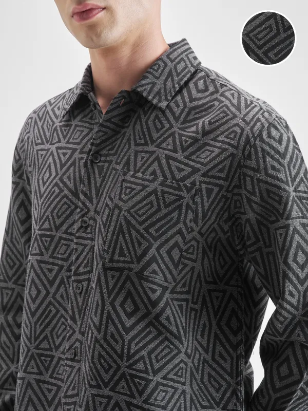Highlander Men Grey Self Design Relaxed Fit Casual Shirt