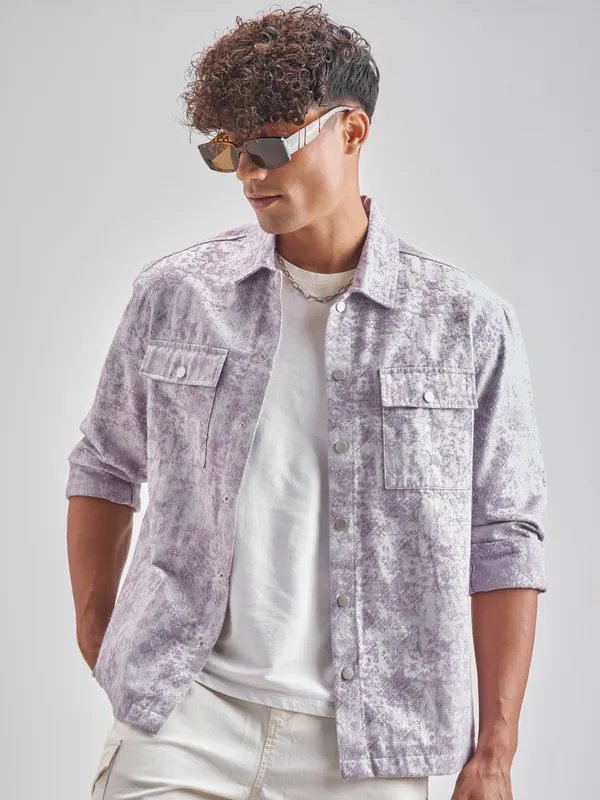 Highlander Men Lavender Self Design Relaxed Fit Casual Shirt