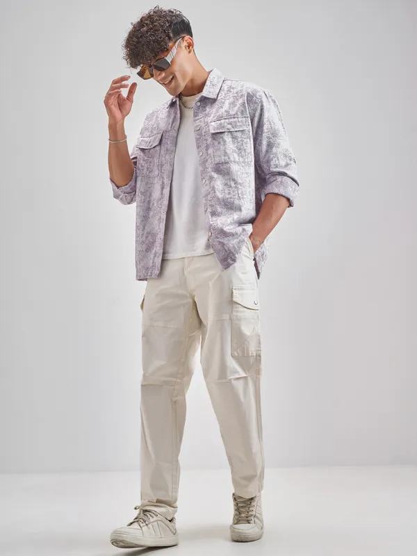 Highlander Men Lavender Self Design Relaxed Fit Casual Shirt