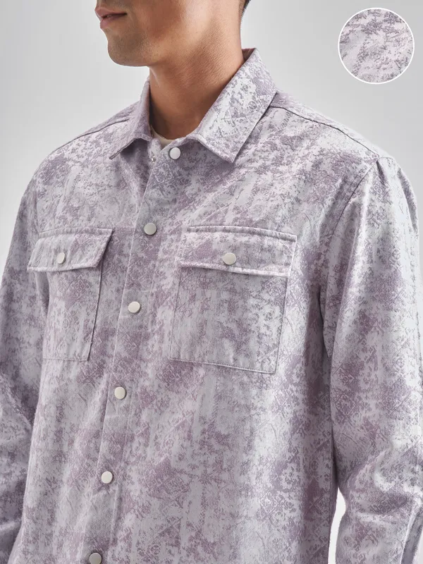 Highlander Men Lavender Self Design Relaxed Fit Casual Shirt