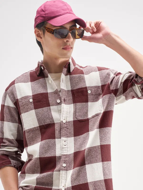 Highlander Men Burgundy Checked Oversized Fit Casual Shirt