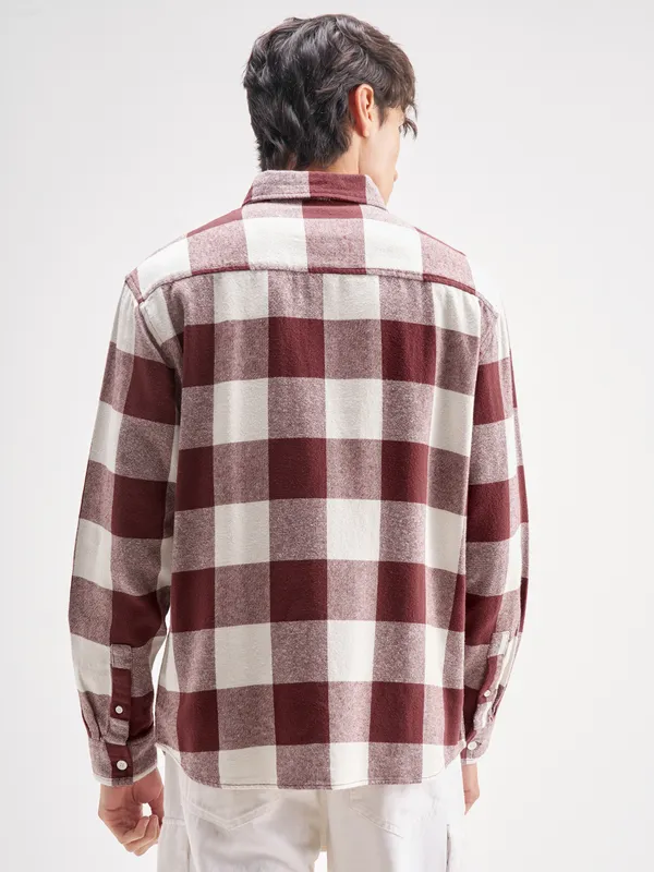 Highlander Men Burgundy Checked Oversized Fit Casual Shirt