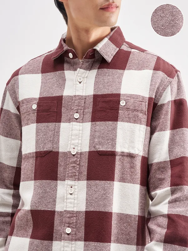 Highlander Men Burgundy Checked Oversized Fit Casual Shirt