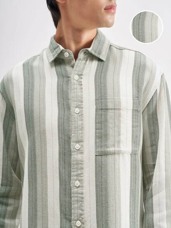 Highlander Men Green Striped Relaxed Fit Casual Shirt