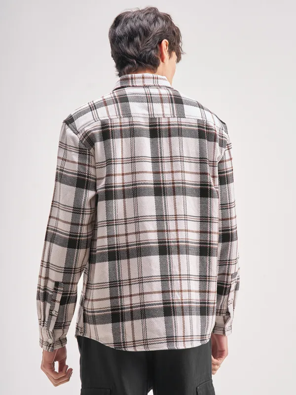 Highlander Men Off White Checked Relaxed Fit Casual Shirt