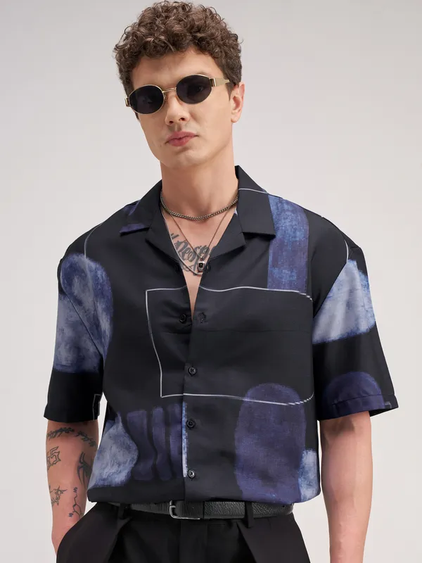 Highlander Men Black Printed Relaxed Fit Casual Shirt