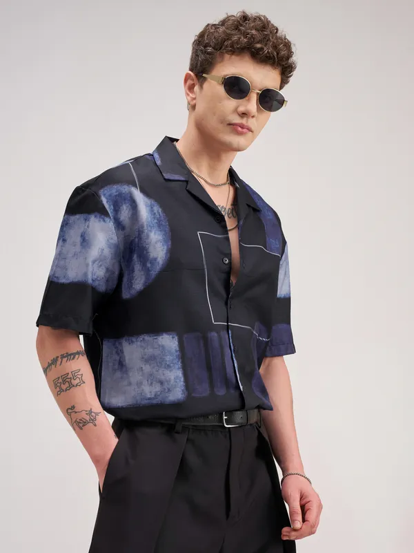 Highlander Men Black Printed Relaxed Fit Casual Shirt