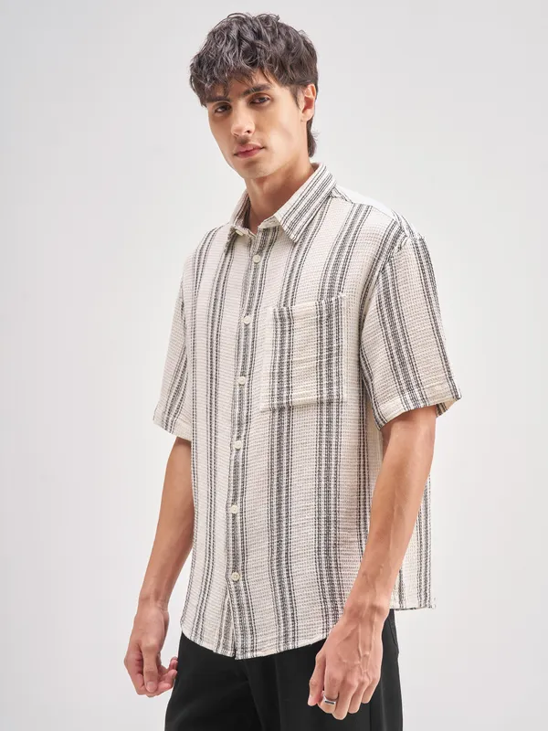 Highlander Men Off White Striped Oversized Fit Casual Shirt