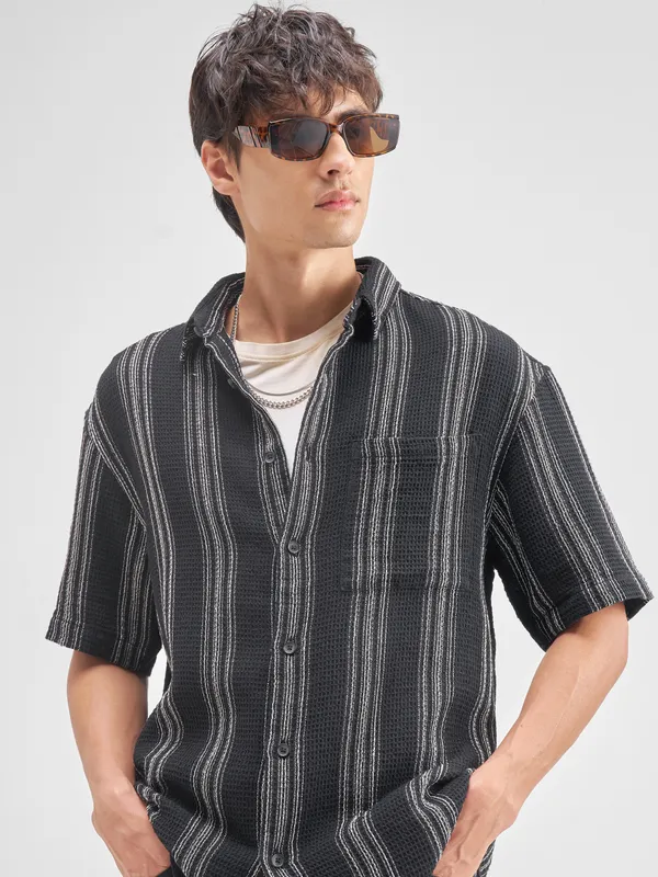 Highlander Men Black Striped Oversized Fit Casual Shirt