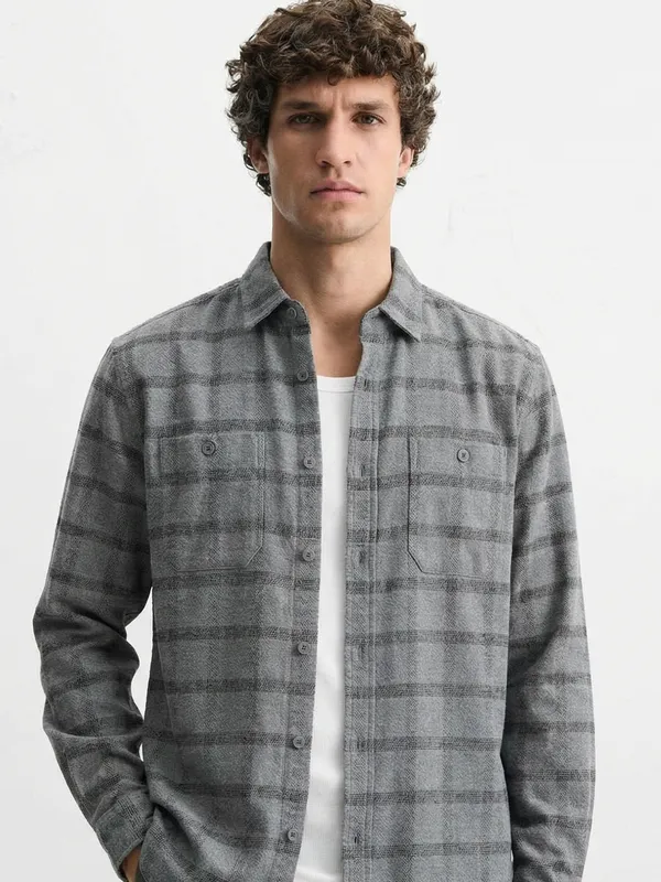 Highlander Men Grey Checked Relaxed Fit Casual Shirt