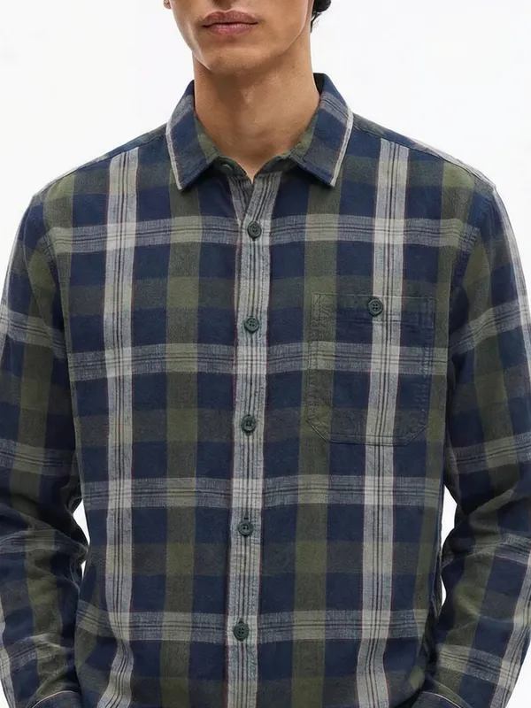 Men Relaxed Fit Casual Shirt