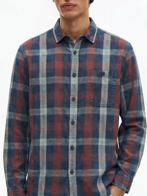 Men Relaxed Fit Casual Shirt