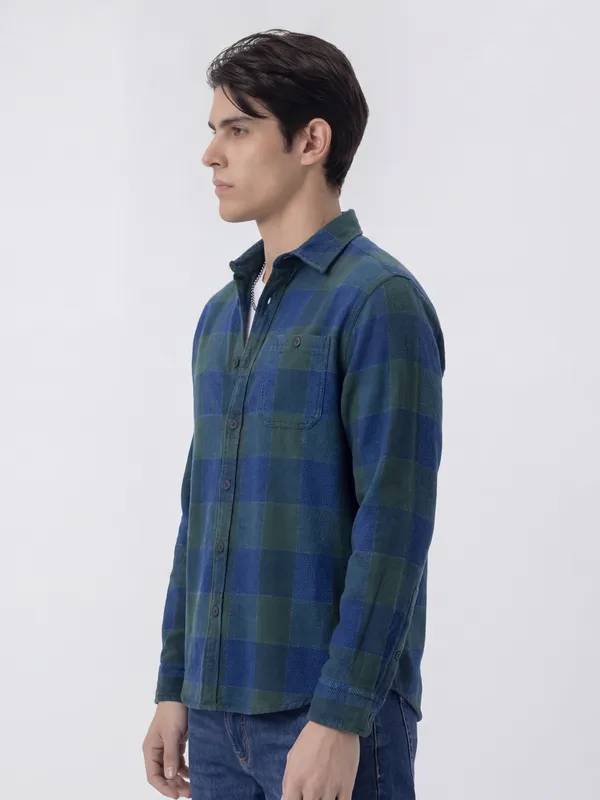 Highlander Men Blue Checked Relaxed Fit Casual Shirt