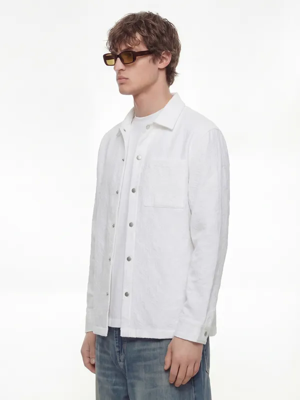 Highlander Men White Self Design Relaxed Fit Casual Shirt