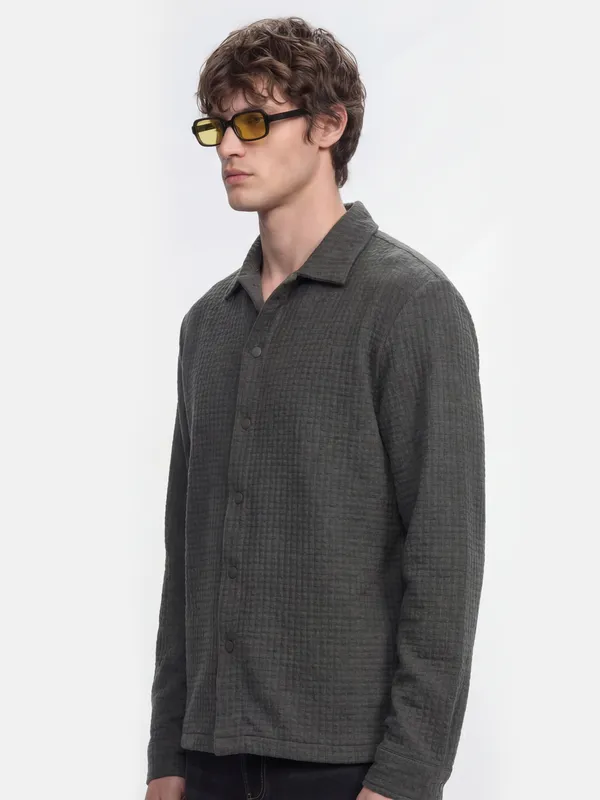 Highlander Men Grey Self Design Relaxed Fit Casual Shirt