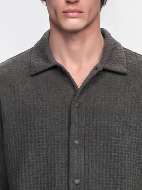 Highlander Men Grey Self Design Relaxed Fit Casual Shirt