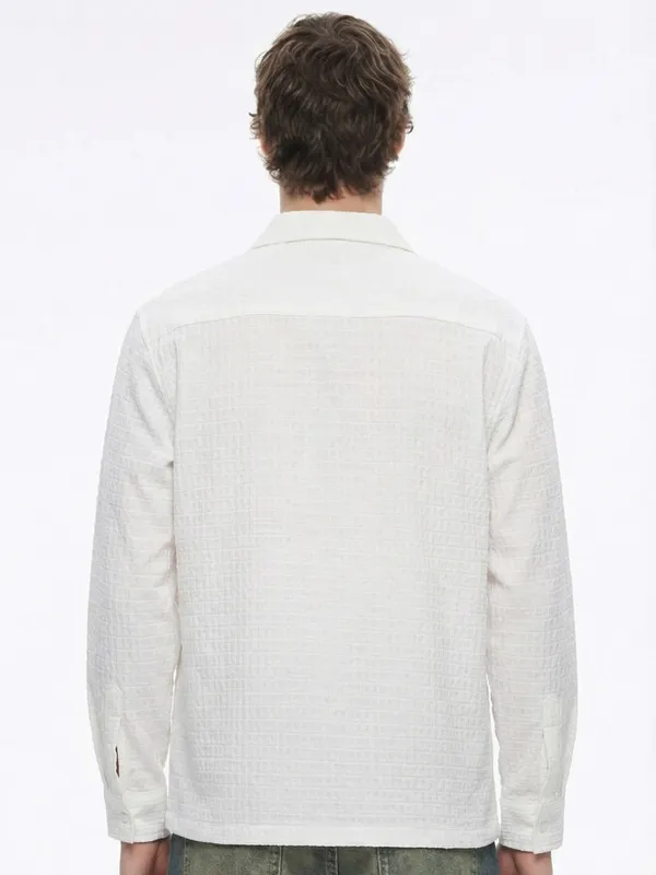 Highlander Men White Self Design Relaxed Fit Casual Shirt