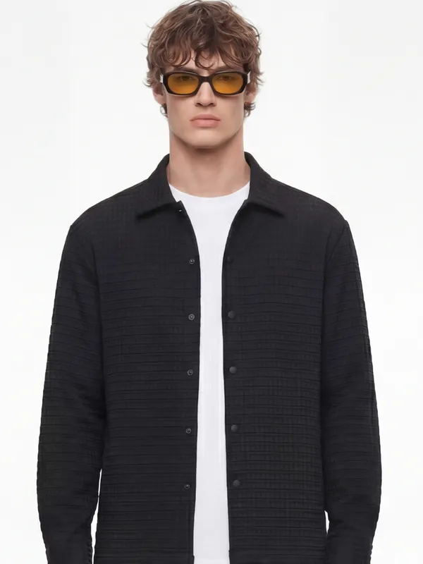 Highlander Men Black Self Design Relaxed Fit Casual Shirt