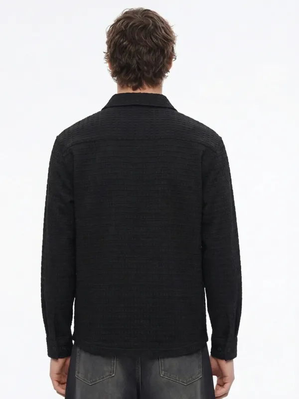 Highlander Men Black Self Design Relaxed Fit Casual Shirt