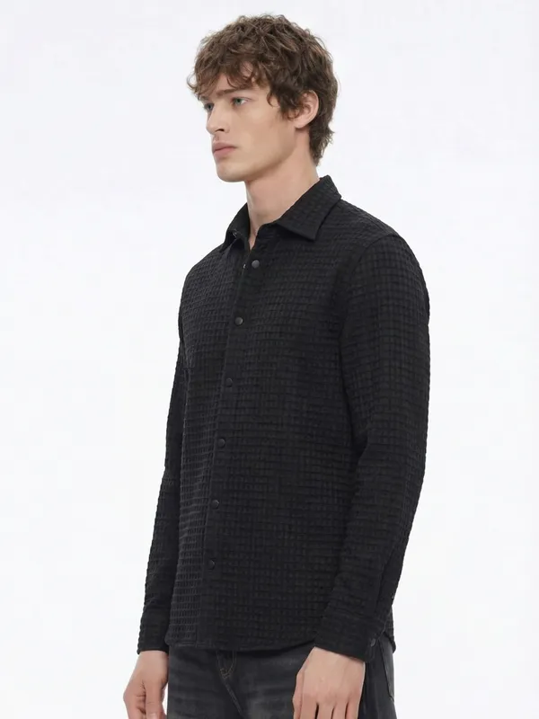 Highlander Men Black Self Design Relaxed Fit Casual Shirt