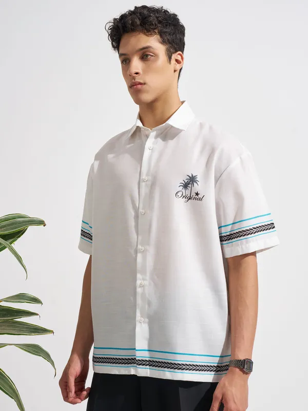 Highlander Men White Printed Oversized Fit Casual Shirt