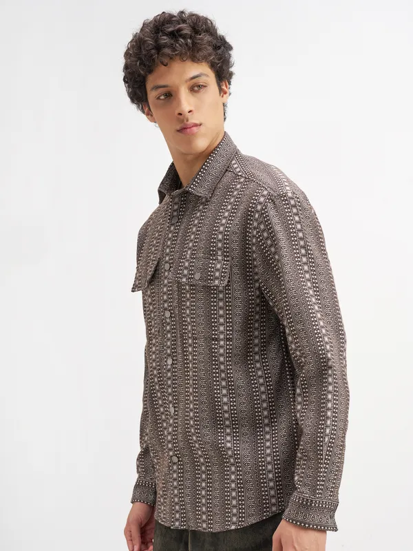 Men Relaxed Fit Casual Shirt