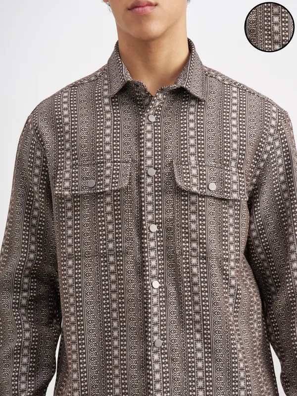 Men Relaxed Fit Casual Shirt