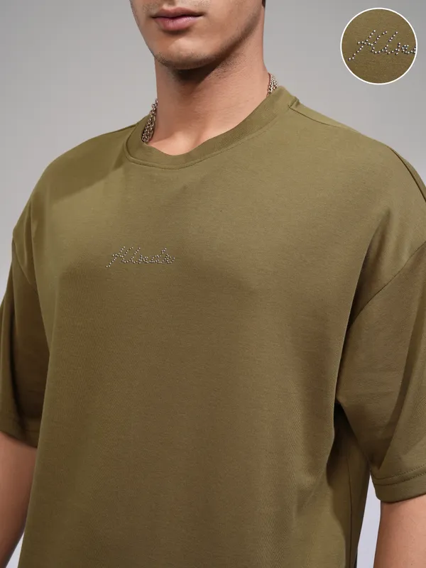 Highlander Men Olive Solid Round Neck Oversized Fit T-Shirt