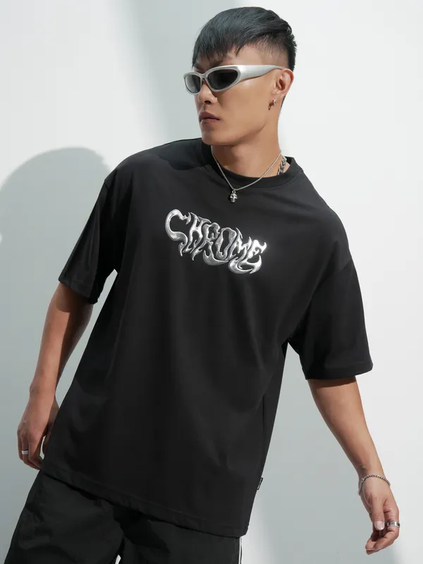 Highlander Men Black Printed Round Neck Oversized Fit T-Shirt