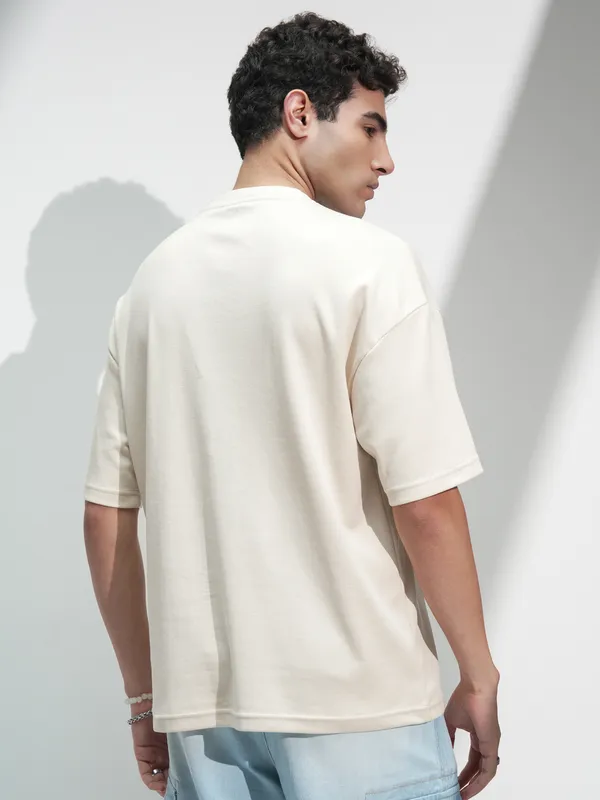 Highlander Men Cream Solid Round Neck Oversized Fit T-Shirt