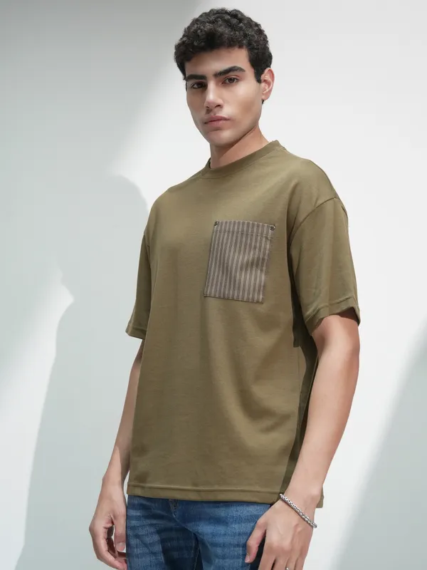 Highlander Men Olive Solid Round Neck Oversized Fit T-Shirt