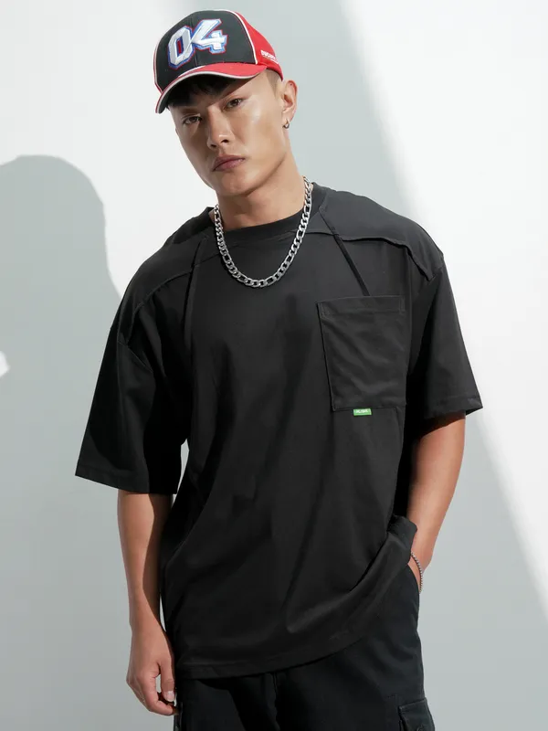 Men Solid Round Neck Oversized Fit T-Shirt