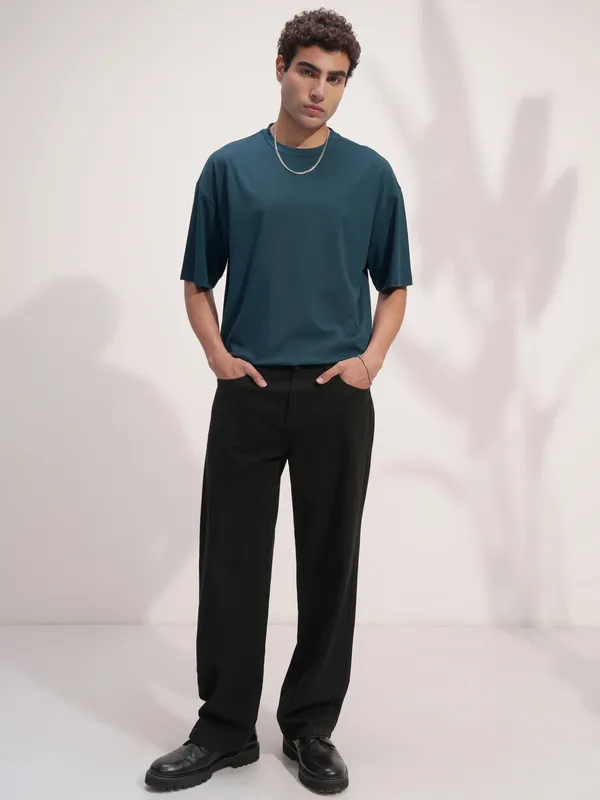 Highlander Men Teal Solid Round Neck Oversized Fit T-Shirt