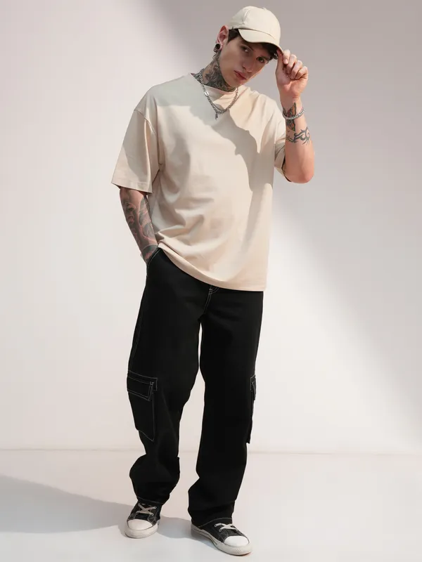 Highlander Men Beige Solid Round Neck Oversized Fit T-Shirt